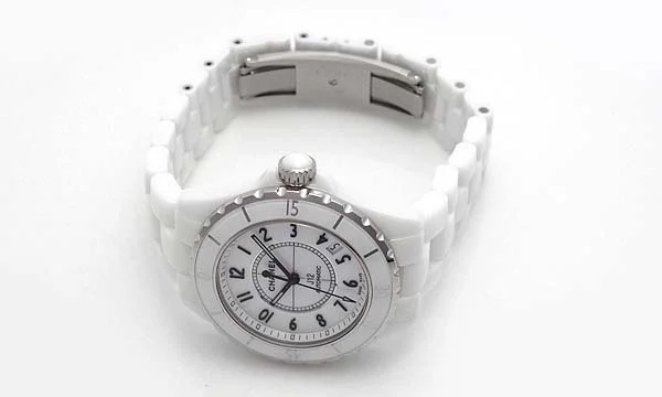 偽物CHANELシャネル時計 ホワイトセラミック J12 38 H0970 偽物CHANELシャネル時計 ホワイトセラミック J12 38 H0970