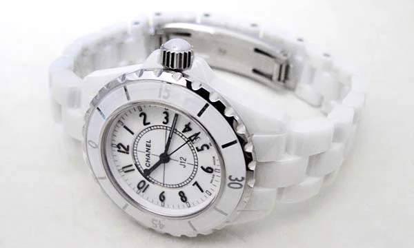 偽物CHANELシャネル時計 スーパーコピーホワイトセラミックJ12 33 H0968 偽物CHANELシャネル時計 スーパーコピーホワイトセラミックJ12 33 H0968