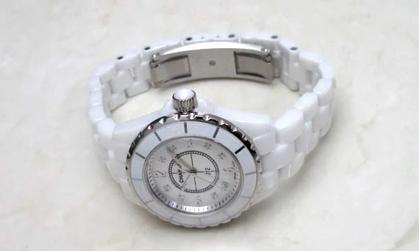 偽物CHANELシャネル時計 セラミック J12 33 H2422