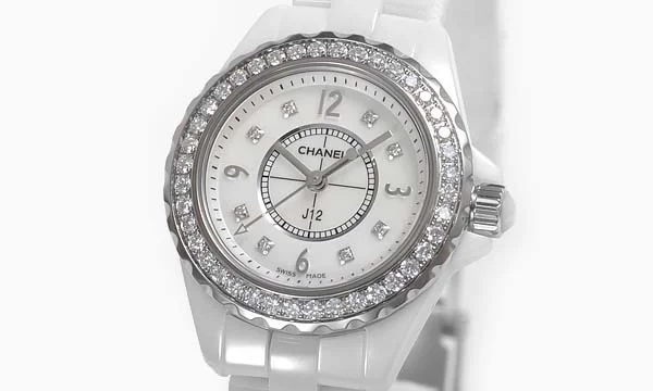 偽物CHANELシャネル時計 ホワイトセラミック J12 29 H2572