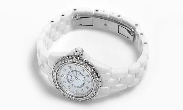 偽物CHANELシャネル時計 ホワイトセラミック J12 29 H2572