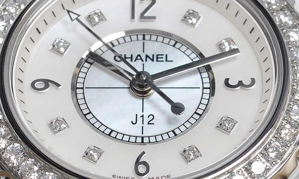 偽物CHANELシャネル時計 ホワイトセラミック J12 29 H2572