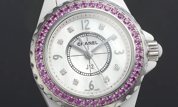 シャネル時計 CHANEL偽物 スーパーコピー 偽物時計 スーパーコピーラミック 宝石 ダイヤモンド ピンクサファイア タイプ レディース J12 29 H3243