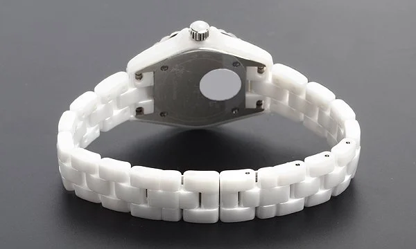 シャネル時計 CHANEL偽物 スーパーコピー 偽物時計 スーパーコピーラミック 宝石 ダイヤモンド ピンクサファイア タイプ レディース J12 29 H3243