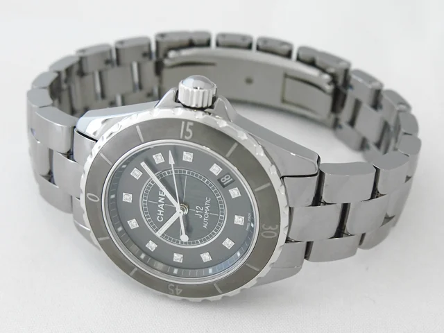 シャネル CHANEL時計 J12　クロマティック 38mm　12Pダイヤ　チタンセラミック グレー H32