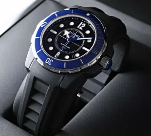 シャネル J12 マリーン 42 ブルーベゼル H2559 スーパーコピー 時計