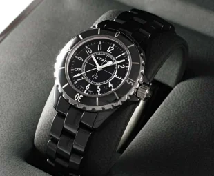 シャネル J12 レディース H0682 スーパーコピー 時計