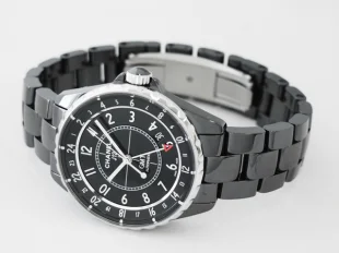 シャネル J12 38mm　GMT　セラミック H3102 時計