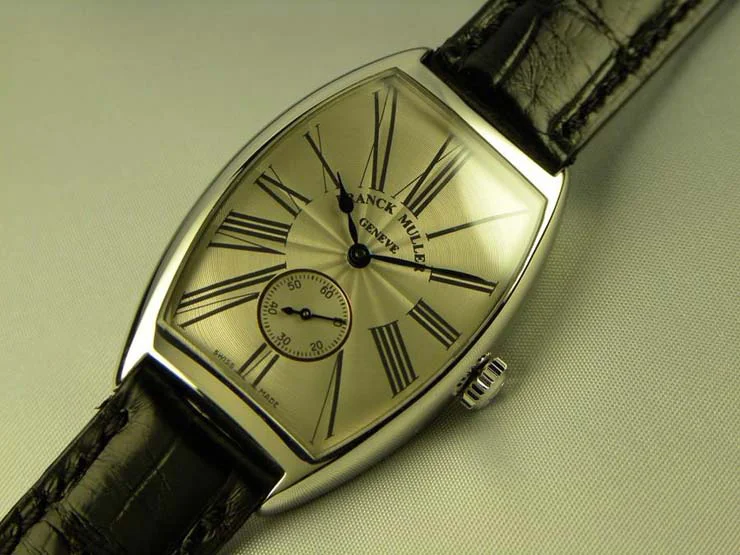 FRANCK MULLER フランクミュラー 時計 偽物 トノウカーベックス ローマインデックス FRANCK MULLER フランクミュラー 時計 偽物 トノウカーベックス ローマインデックス