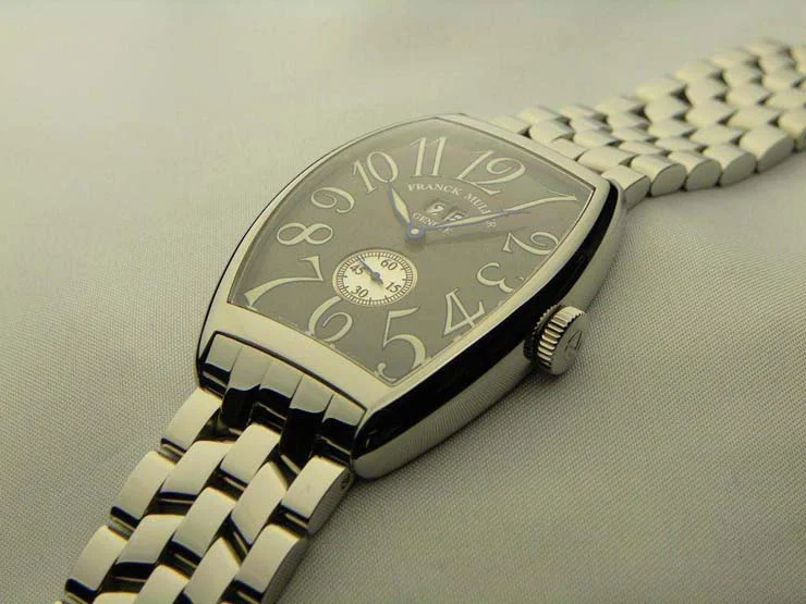 FRANCK MULLER フランクミュラー 偽物時計 トノウカーベックス グランギシェ グレイ 6850S6GG FRANCK MULLER フランクミュラー 偽物時計 トノウカーベックス グランギシェ グレイ 6850S6GG