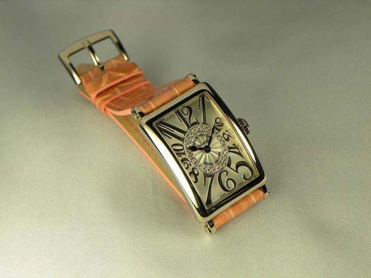 腕時計 コピー FRANCK MULLER フランクミュラー 激安 レディース ロングアイランド ダイヤモンド ダイヤル1R 902QZCD1RREL 腕時計 コピー FRANCK MULLER フランクミュラー 激安 レディース ロングアイランド ダイヤモンド ダイヤル1R 902QZCD1RREL