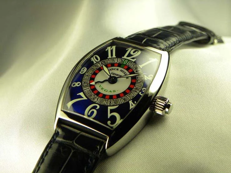 FRANCK MULLER フランクミュラー スーパーコピー時計 ヴェガス ブルーダイヤル 5850VEGAS FRANCK MULLER フランクミュラー スーパーコピー時計 ヴェガス ブルーダイヤル 5850VEGAS