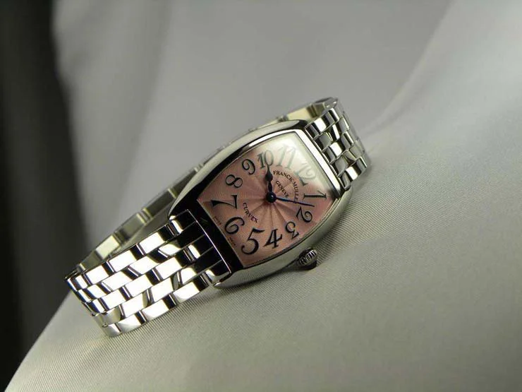 腕時計 コピー FRANCK MULLER フランクミュラー トノウカーベックス レディース 1752QZ 腕時計 コピー FRANCK MULLER フランクミュラー トノウカーベックス レディース 1752QZ