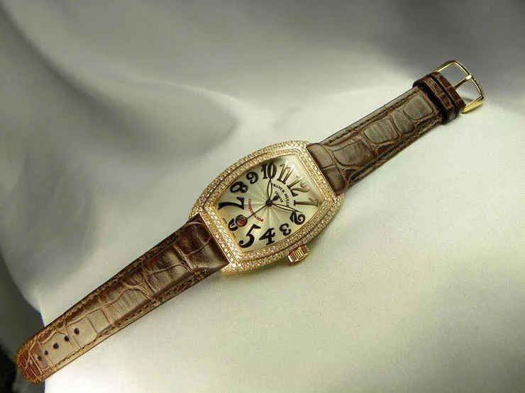 腕時計 コピー FRANCK MULLER フランクミュラー 激安 コンキスタドール 3rdモデル ダイヤモンド 8002SCD