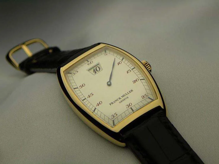 FRANCK MULLER フランクミュラー 偽物時計 ジャンピングアワー 18K 2852HS FRANCK MULLER フランクミュラー 偽物時計 ジャンピングアワー 18K 2852HS