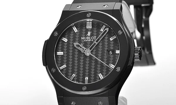 (HUBLOT)ウブロ ブランドコピー クラシック フュージョン ブラックマジック セラミック４２ｍｍ 542.CM.1770.RX