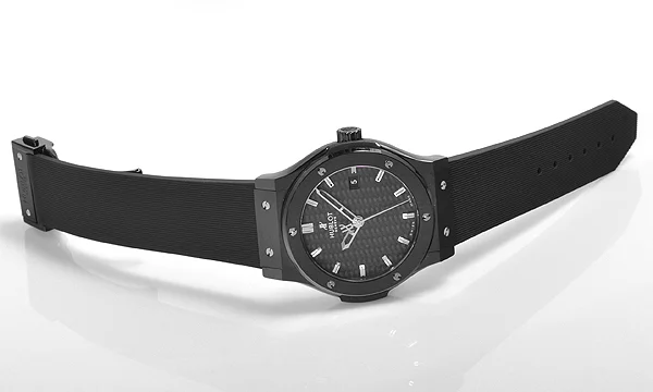 (HUBLOT)ウブロ ブランドコピー クラシック フュージョン ブラックマジック セラミック４２ｍｍ 542.CM.1770.RX