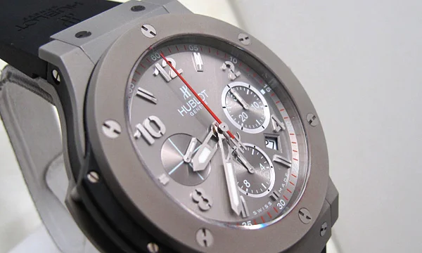 (HUBLOT)ウブロ ブランドコピー ビッグバン マグバン 320.UI.440.RX