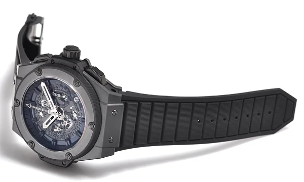 (HUBLOT)ウブロ スーパーコピー キングパワー ウニコ オールブラック 701.CI.0110.RX