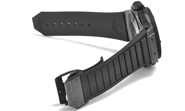 (HUBLOT)ウブロ スーパーコピー キングパワー ウニコ オールブラック 701.CI.0110.RX