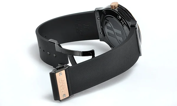 (HUBLOT)ウブロ スーパーコピー クラシック フュージョン セラミックゴールド 511.CP.1780.RX