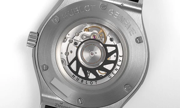 (HUBLOT)ウブロ スーパーコピー クラシック フュージョン ジルコニウム セラミック 511.ZM.1770.RX