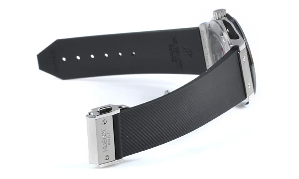 (HUBLOT)ウブロ スーパーコピー クラシック フュージョン ジルコニウム セラミック 542.ZM.1770.RX