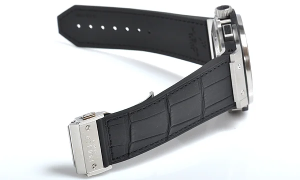 (HUBLOT)ウブロ コピー時計 ビッグバン アエロバン スチール ダイヤモンド 311.SX.1170.GR.1104