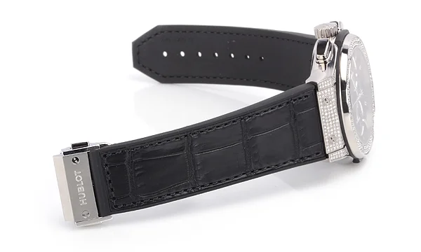 (HUBLOT)ウブロ ブランコピー クラシックフュージョン クロノグラフ ダイヤモンド 521.NX.1170.LR.1704