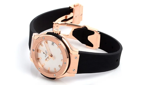 (HUBLOT)ウブロコピー クラシックフュージョン キングゴールドオバリン 581.OX.2610.RX