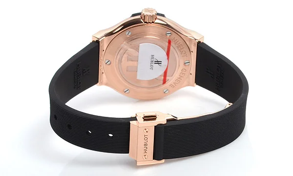 (HUBLOT)ウブロコピー クラシックフュージョン キングゴールドオバリン 581.OX.2610.RX