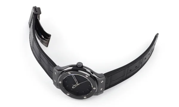 (HUBLOT)ウブロコピー クラシックフュージョン セラミック 限定品 561.CM.1110.LR