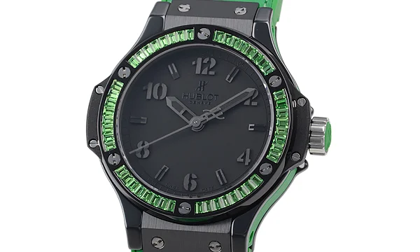 (HUBLOT)ウブロ スーパーコピー ビッグバン トゥッティフルッティ ブラックアップル 361.CG.1110.LR.1922
