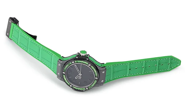 (HUBLOT)ウブロ スーパーコピー ビッグバン トゥッティフルッティ ブラックアップル 361.CG.1110.LR.1922