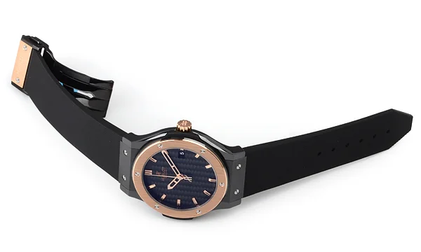 (HUBLOT)ウブロ 時計 コピー クラシックフュージョン セラミックゴールド 42mm 542.CP.1780.RX