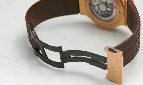 ウブロ 時計 コピー ビッグバン カプチーノゴールドダイヤモンド301.PC.1007.RX.114 ウブロ 時計 コピー ビッグバン カプチーノゴールドダイヤモンド301.PC.1007.RX.114