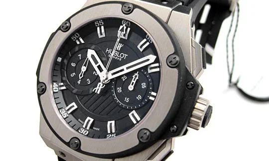 ウブロ 時計 コピー キングパワー フドロワイヤント ジルコニウム 715.ZX.1127.RX