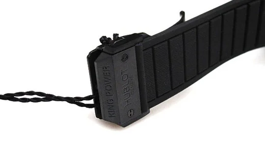 ウブロ 時計 コピー キングパワー フドロワイヤント ブラックマジック?715.CI.1123.RX