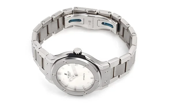 ウブロ 時計 コピー クラシックフュージョン チタニウム 565.NX.2610.NX