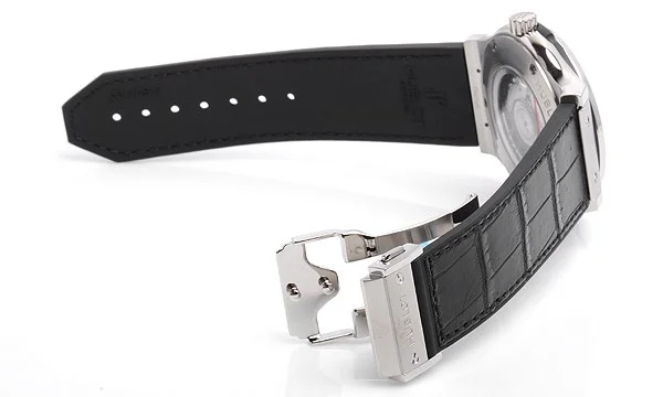 ウブロ 時計 コピー クラシックフュージョン チタニウム ダイヤモンド 511.NX.1170.LR.1104