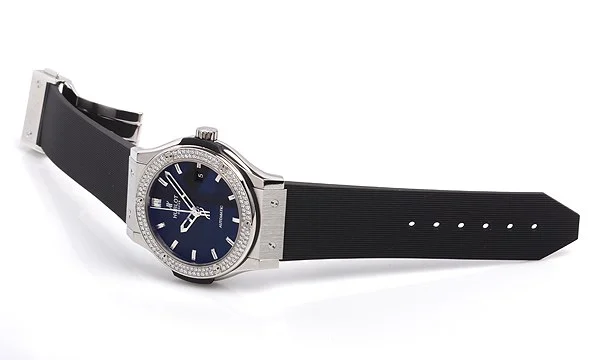 ウブロ 時計 コピー クラシックフュージョン チタニウム 542.NX.1170.RX.1104