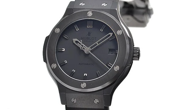 ウブロ 時計 コピークラシックフュージョン セラミック 565.CM.1110.RX