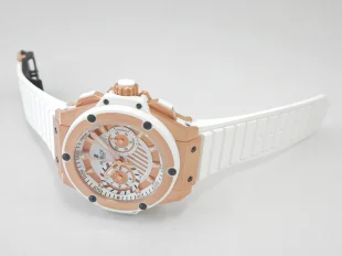 ウブロ キングパワー フドロワイアン ト 715.OE.2118.RW スーパーコピー 時計