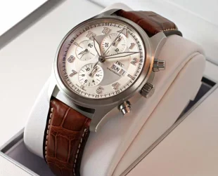 IWC パイロット スピットファイア クロノ IW371702 コピー 腕時計