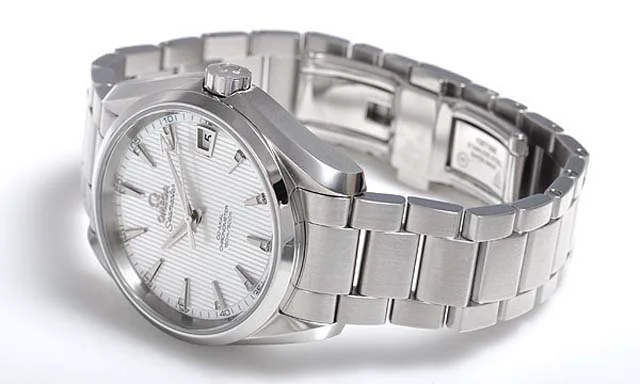 (OMEGA)オメガ スーパーコピー時計 シーマスターコーアクシャルアクアテラクロノメーター(M) 231.10.39.21.55.001 (OMEGA)オメガ スーパーコピー時計 シーマスターコーアクシャルアクアテラクロノメーター(M) 231.10.39.21.55.001