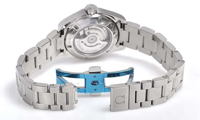 オメガ 時計 OMEGA腕時計コピー シーマスターコーアクシャルアクアテラクロノメーター（Ｓ） 231.10.30.20.06.001