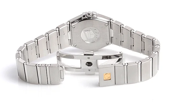 ブランド オメガ 腕時計ーコピー激安レーション ブラッシュクォーツ 123.15.24.60.01.001