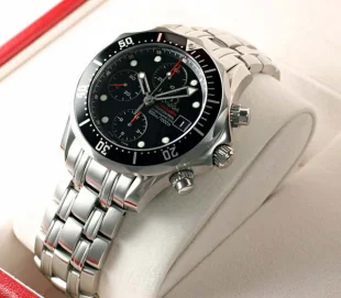 オメガ シー 300M プロフェッショナル クロノダイバー 213.30.42.40.01.001 ウォッチ