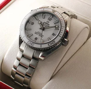 オメガ シープロフェッショナル プラネットオーシャン42 232.30.42.21.04.001 ウォッチ