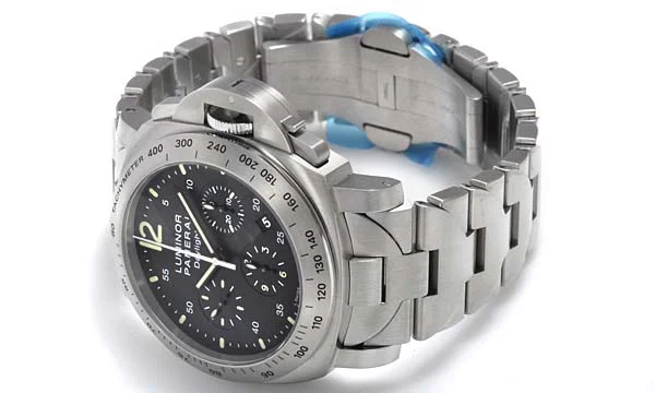 パネライ(PANERAI) ルミノールスーパー時計コピークロノ デイライト PAM00236